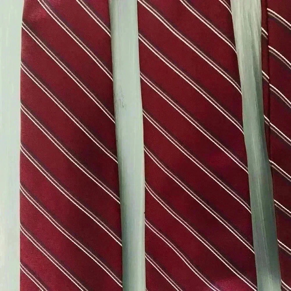 Maroon Striped Career Tie L - Picture 6 of 6
